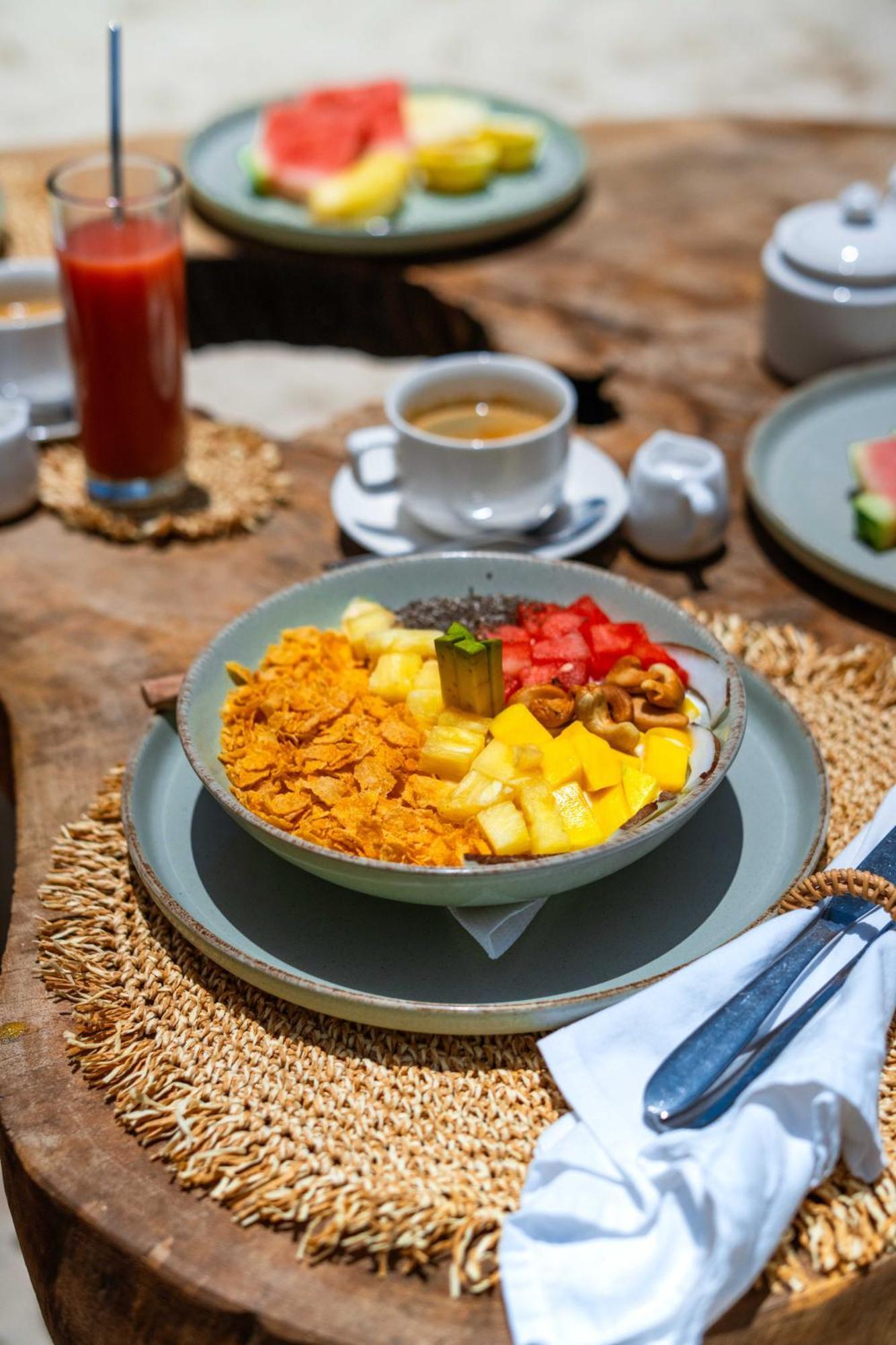 Maisha Matamu Beach Hotel Paje Kültér fotó